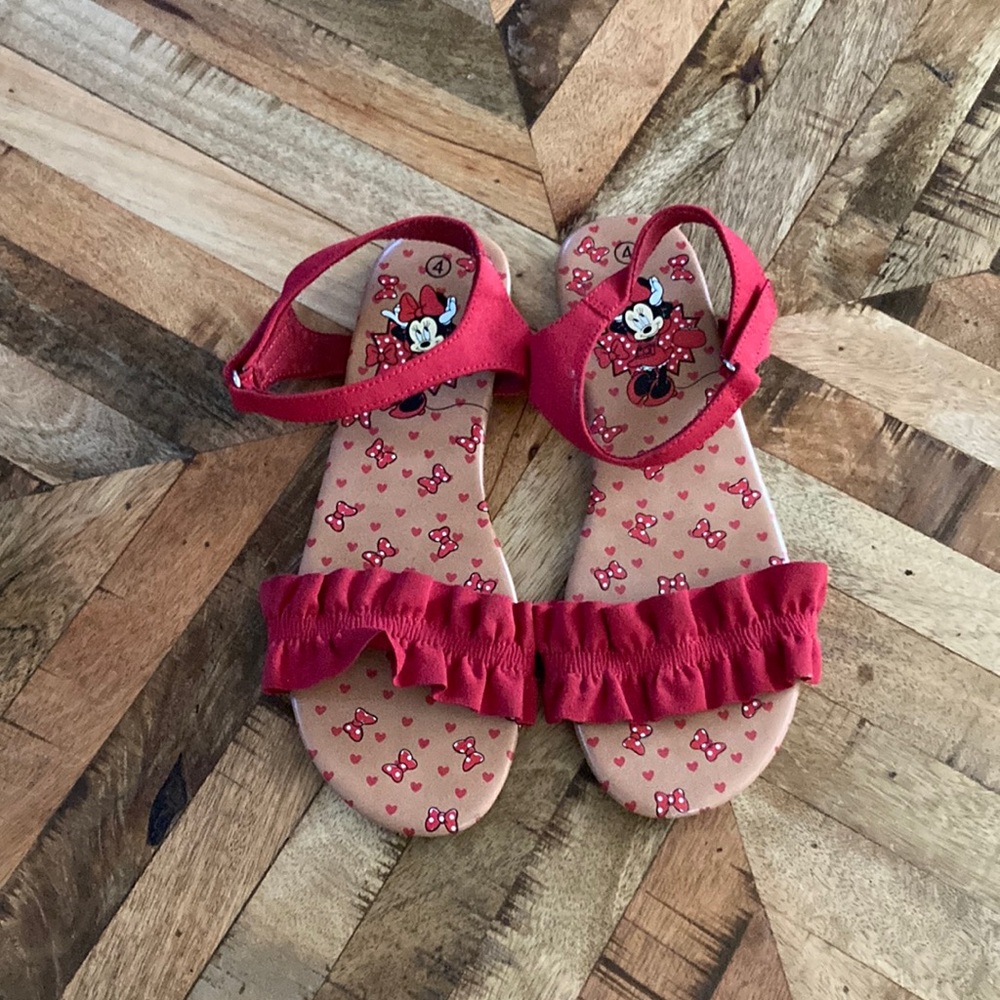 Minnie Mouse sandals. Size 4